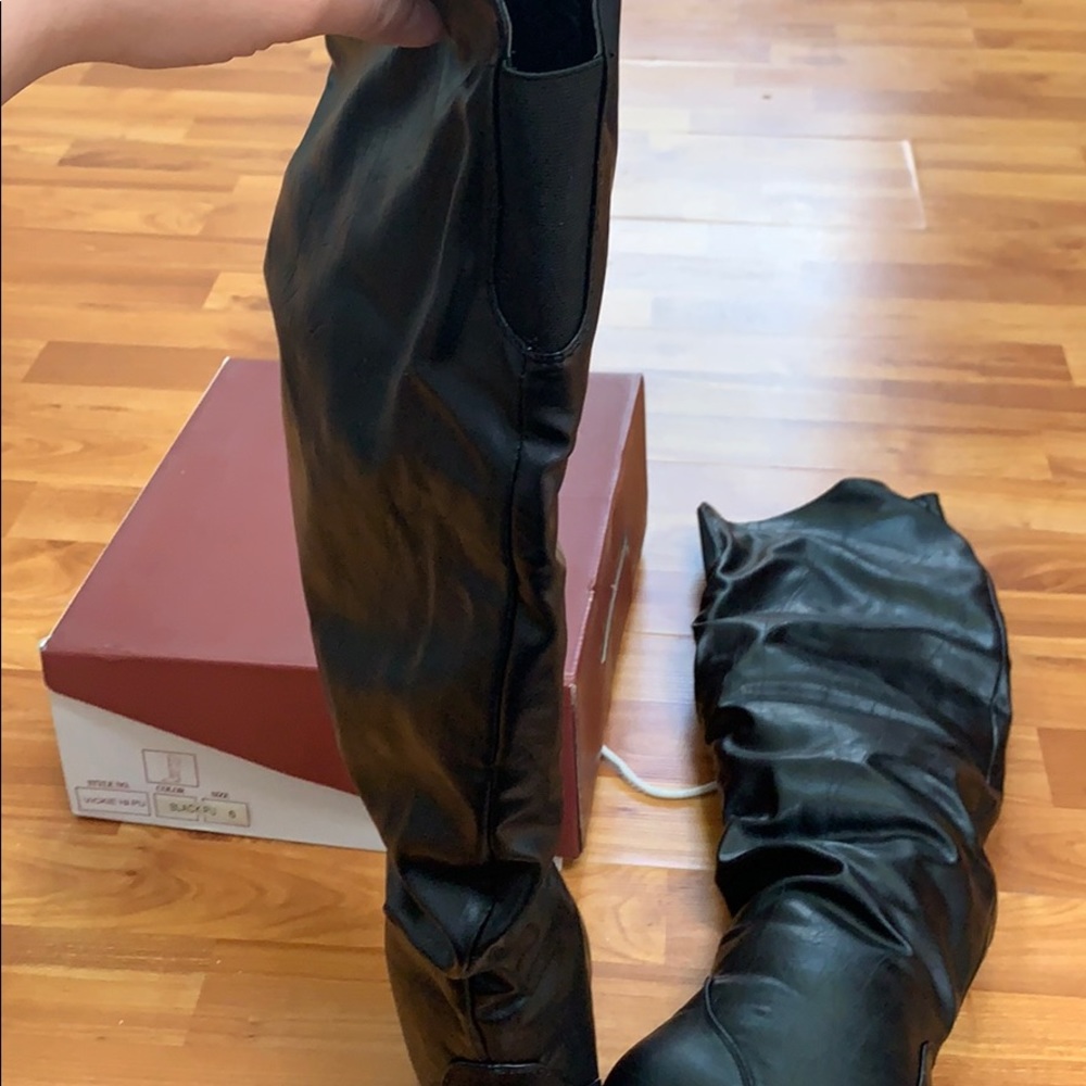 NIB Over the knee boots - Picture 6 of 6
